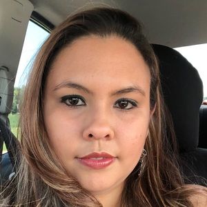 Meet your Posher, Esmeralda